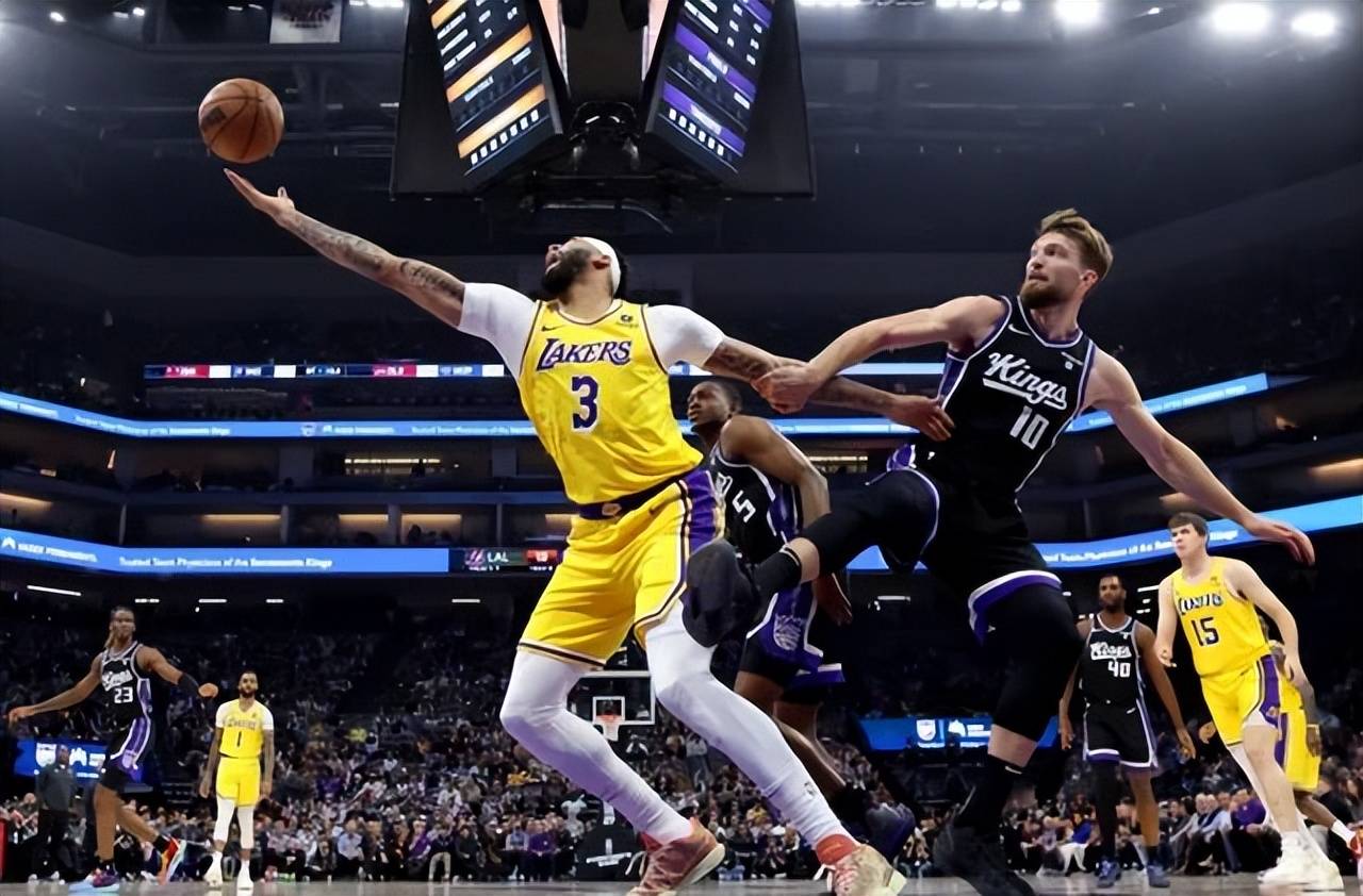 这奇兵太奇了麦康纳总决赛替补送出至少5助5断NBA历史第一人的简单介绍